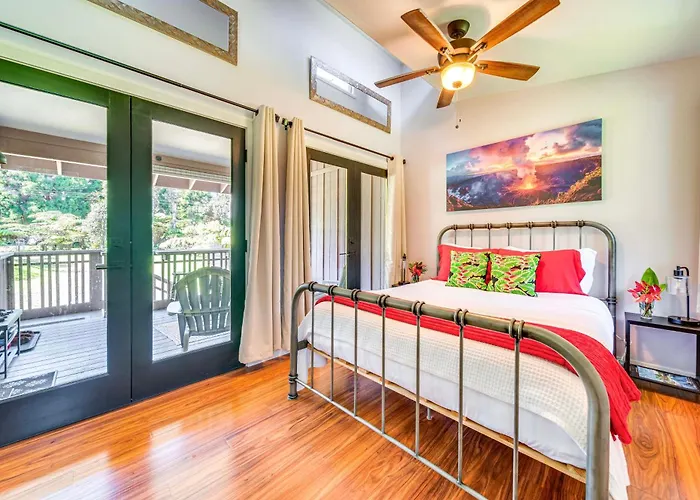 Rainforest Retreat W/ Hot Tub: Mins To Nat'L Park!