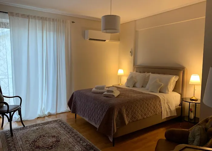 Luxury Maisonette With Pool