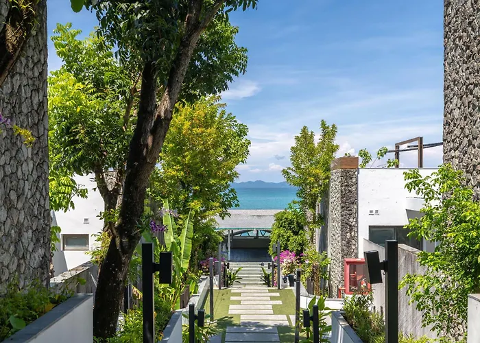 Phuket Moonlit Bay Seaview Resort & Spa