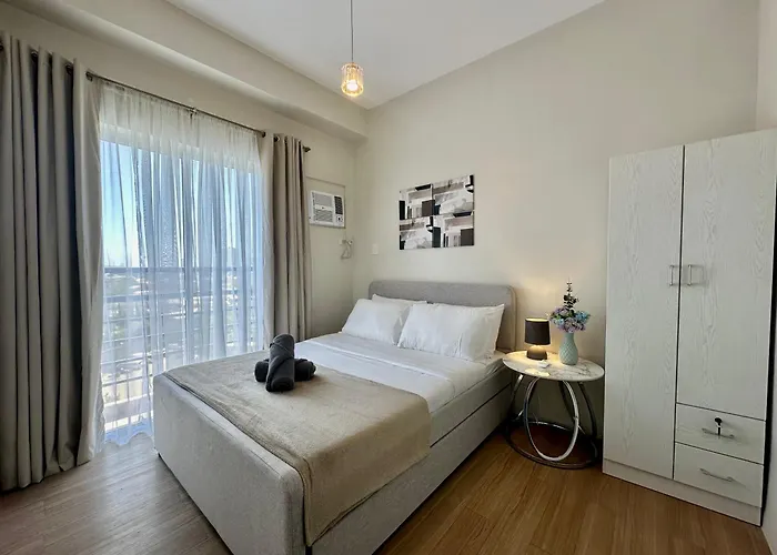 8F Cozy 1-Bedroom Unit The Loop Towers