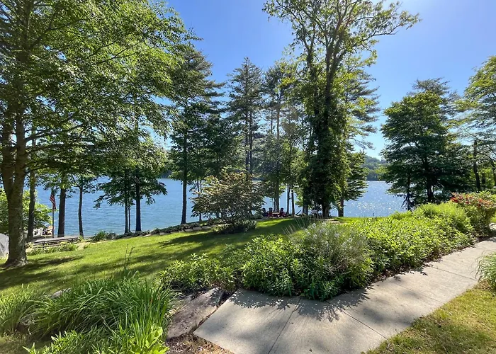 Mtn-View Home W/ Dock On Lake Glenville!