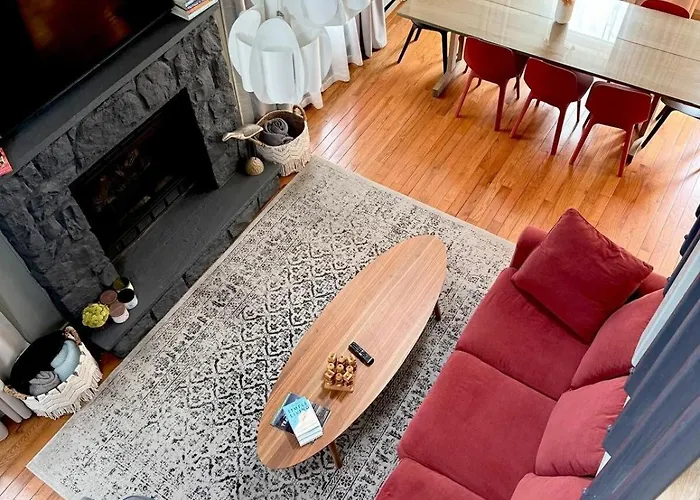 Pocono Chalet,Hot Tub,Arcade,Fireplace, Lake,Pool, Pet Friendly, Near Jim Thorpe No Extra Fees To Use Amenities