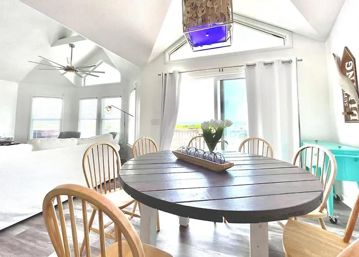 Oceanfront 4 Bedroom Salvo Sandcastle Hot Tub