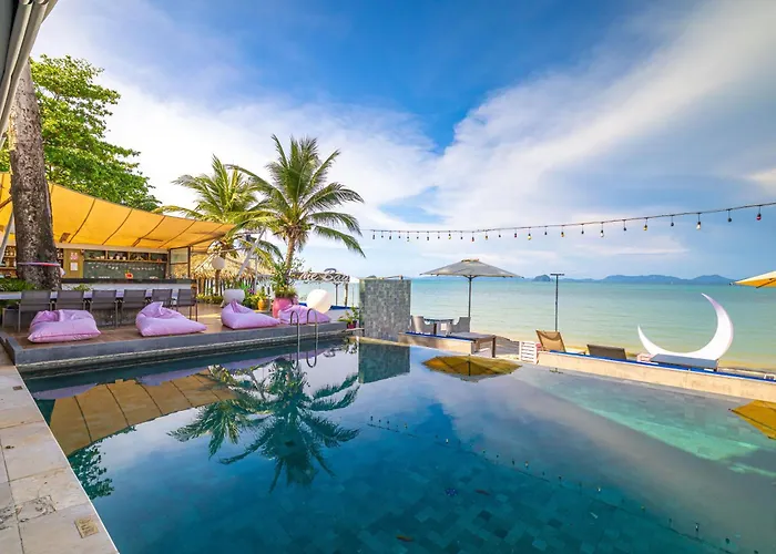 Phuket Moonlit Bay Seaview Resort & Spa
