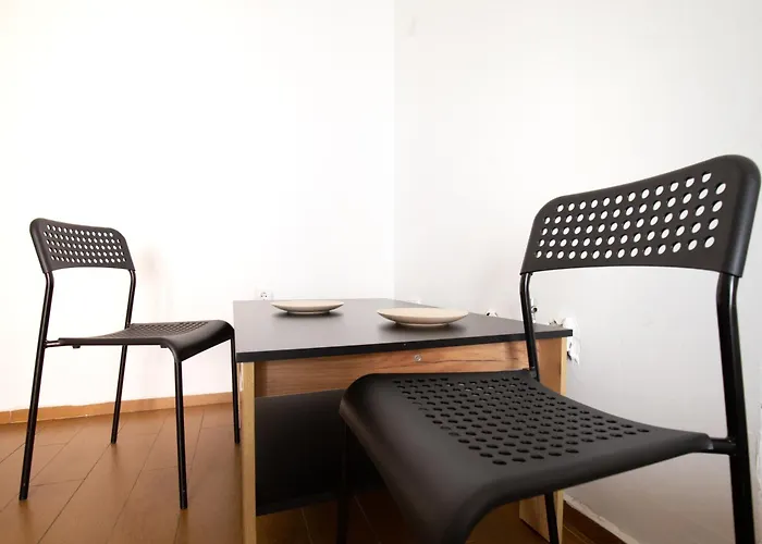 Nova Guesthouse - Private En-Suite Rooms I Sofia Center I Self Check-In