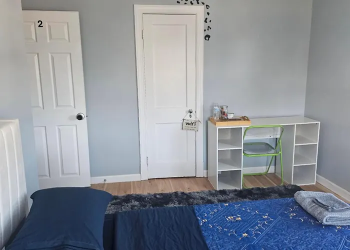 Cozy Room In Baltimore City