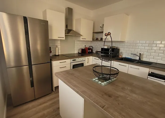 Bel Appartement T5 Neuf Avec 4 Chambres
