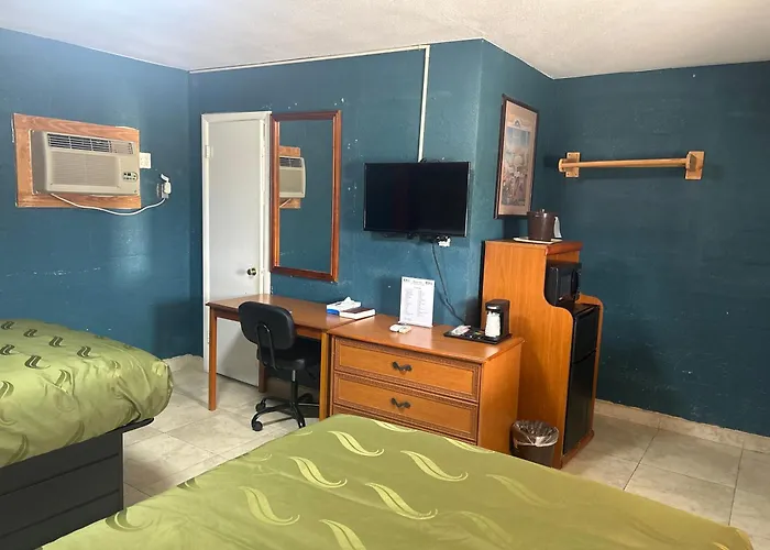Budget Inn
