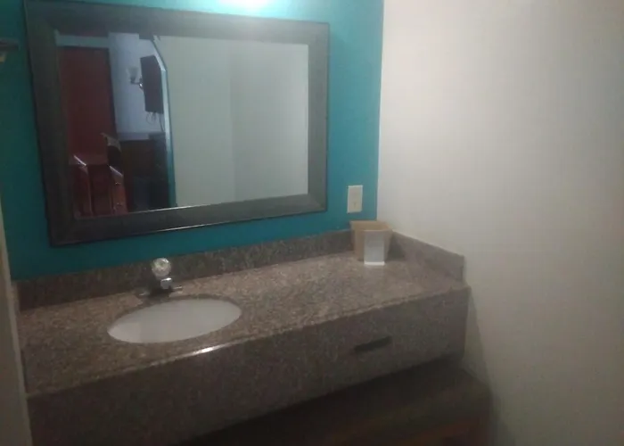 2 Double Beds Hotel Studio 129