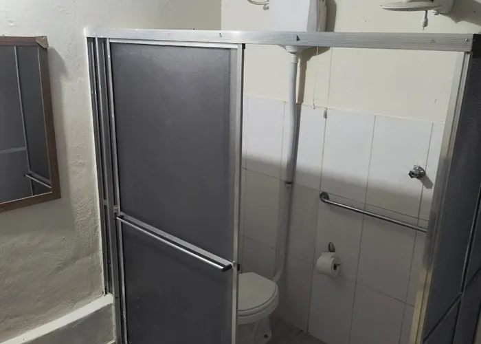 Quarto Individual Privado Mobiliado
