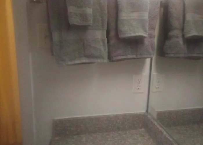 2 Double Bed Hotel Studio 128