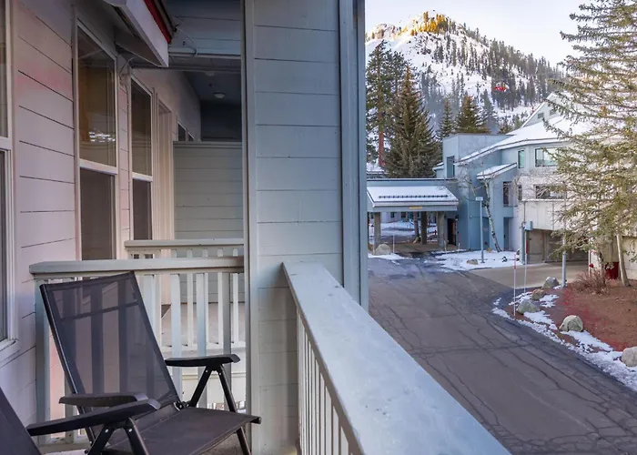 Palisades Tahoe Lodge Rentals Premium Fireplace One Bedroom #807