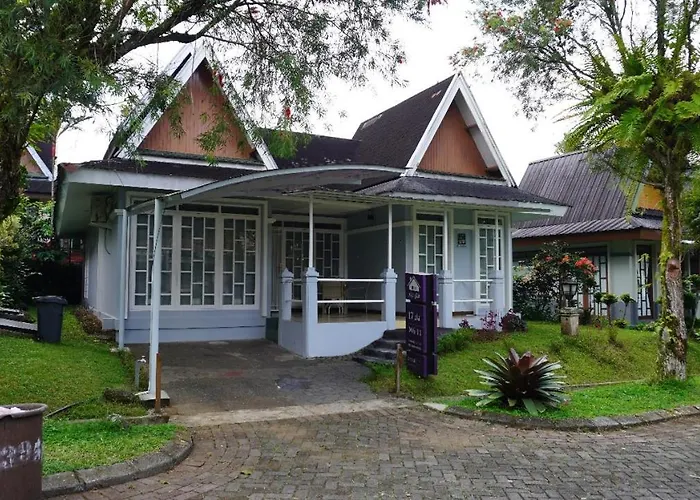 Diyar Villas Puncak M6-11