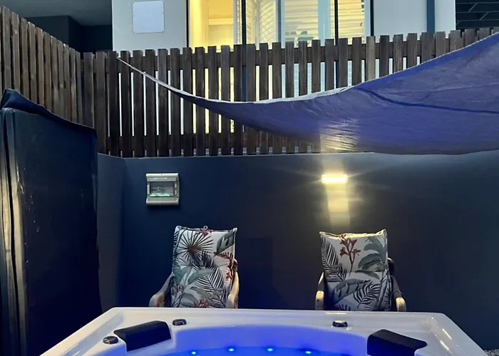 7 Indigo With Solar