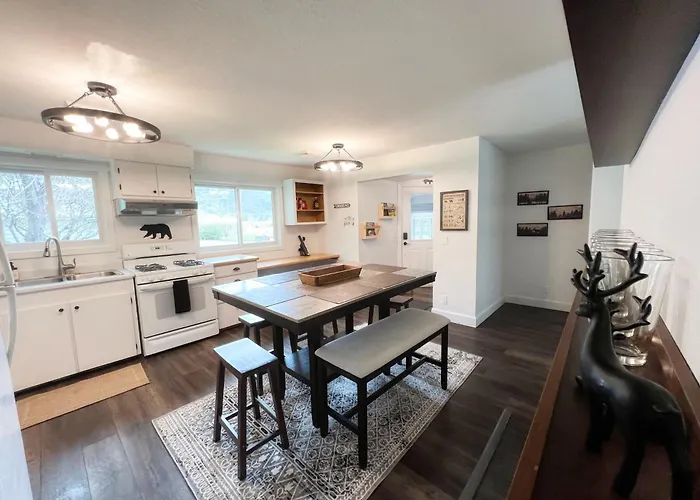 Glacier'S Edge Cabins