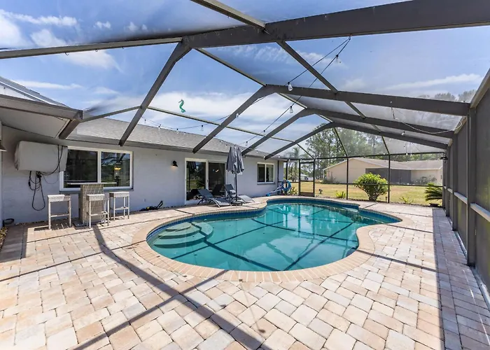 3Br Wesley Chapel Retreat With Private Pool - Pet-Friendly - Spacious Parking