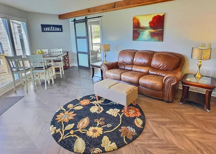 Marina Access Lake View Golf Swimming Fishing With All Holiday Island Amenities Accessible