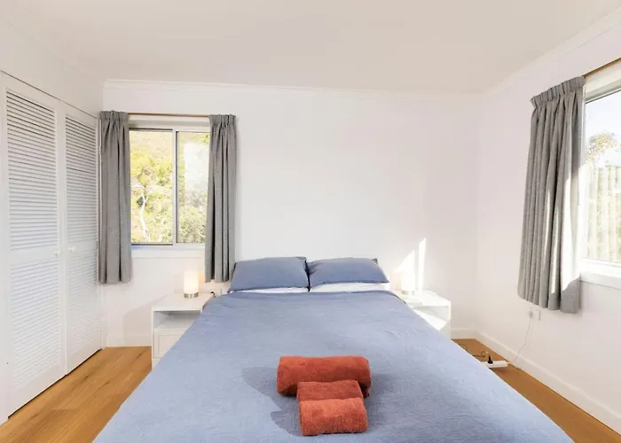 Renovated Two-Level Sandy Bay Apartment