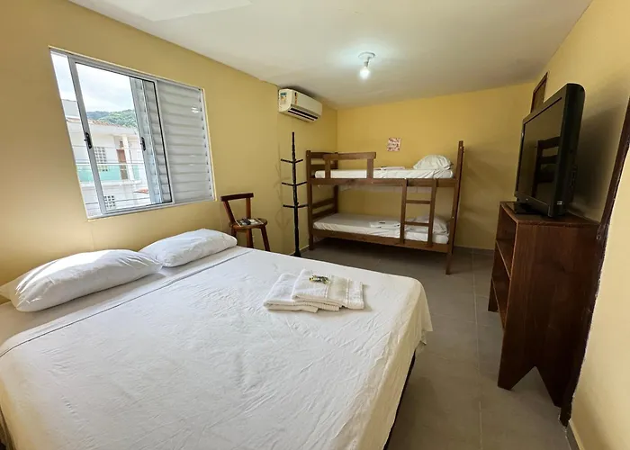 Pousada Casa Guntzel Juquehy - Piscina e ar condicionado