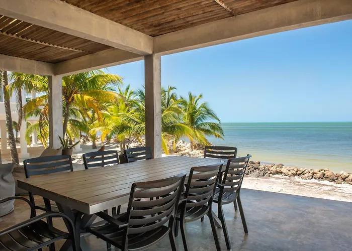 Beachfront Sunset Villa Holbox