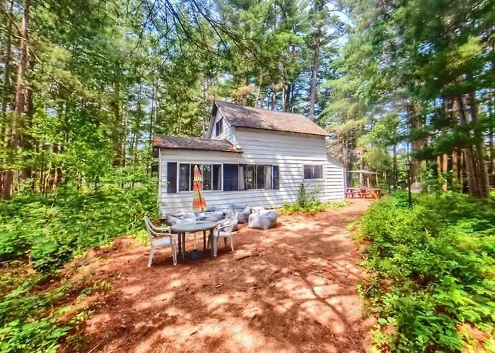 Stabbin Cabin #2 On Grant Island - Hot Tub, Boat, Pet Friendly