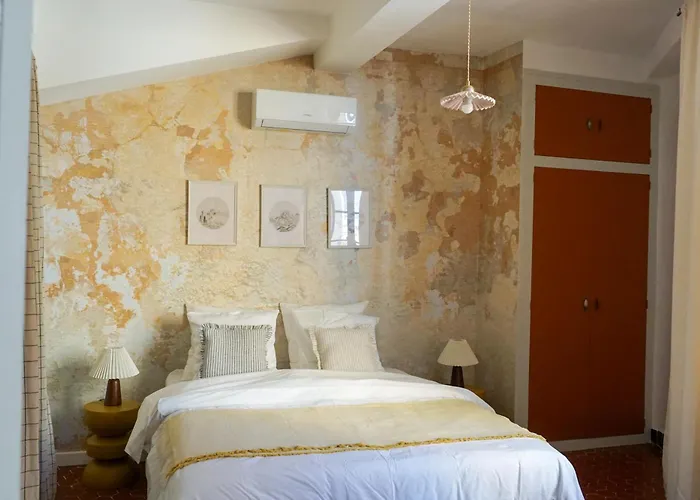 Casaia - La Cigale - Chambre Avec Salle De Bain Privee