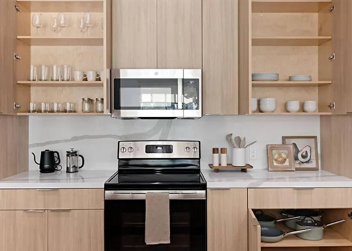 Luxurious 2Br Apartment In Heart Of Silicon Valley