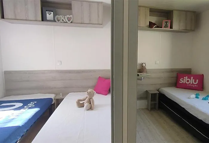 Mobilhome Climatise 3 Chambres 2 Salles De Bain, Camping 4 Etoiles, Les Charmettes