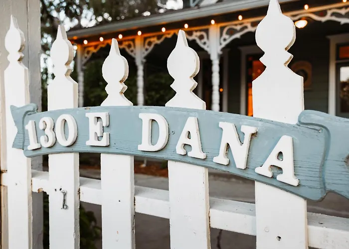 Kaleidoscope Inn & Gardens