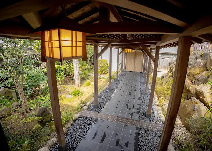 Onsen & Garden -Asante Inn-