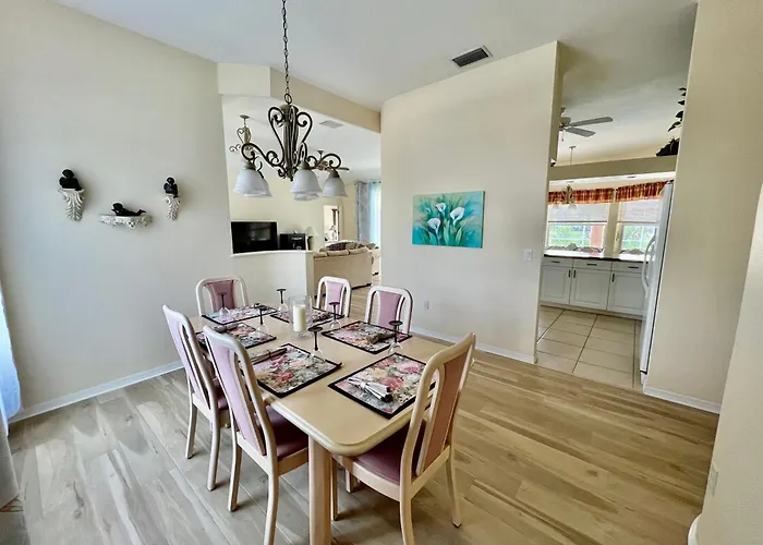 Villa With Swimming Pool & Spa In Quiet Area