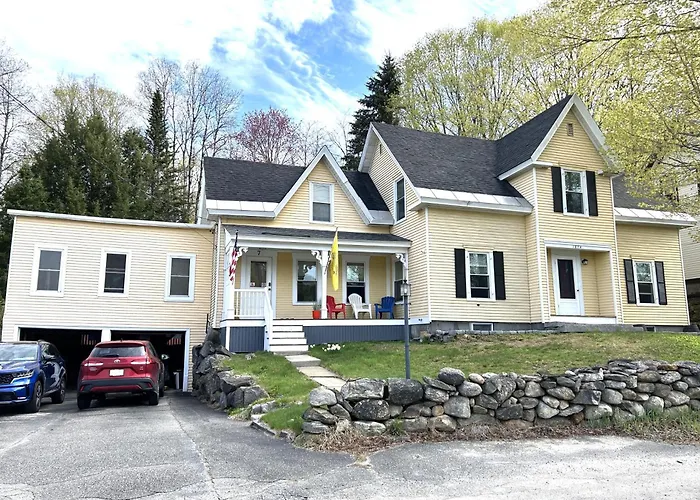 Main Street Retreat In Sunapee