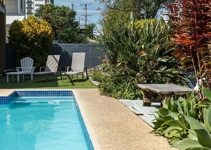 Coastal Bay Motel