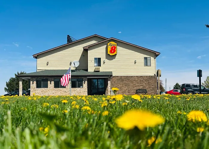 Super 8 By Wyndham Imlay City