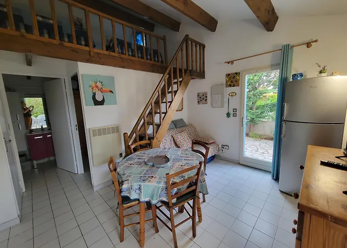 Jolie Maison D'Angle 4 Couchages Dans Residence Privee A 300M De La Mer Portiragnes Plage Lrhp47
