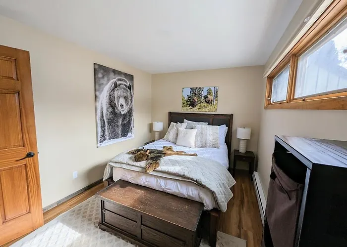 Spectacular Mountain Condo