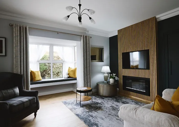 The Dunroman Collection - Studio D