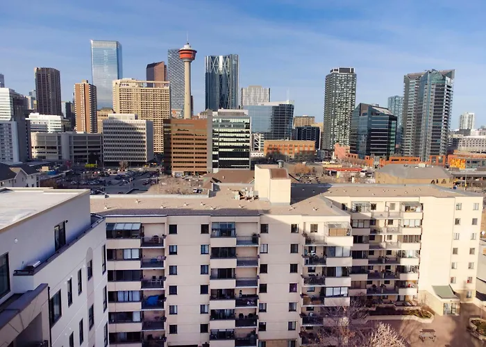 Roomy Top Floor At Stampede W Free Parking And Ac