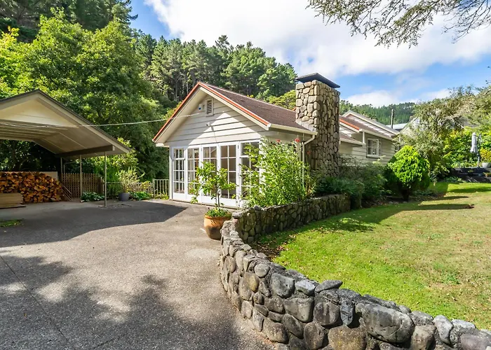 Pinehaven Cottage
