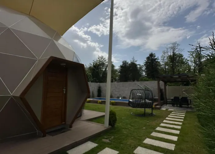 Kalimeras Deluxe Hotel