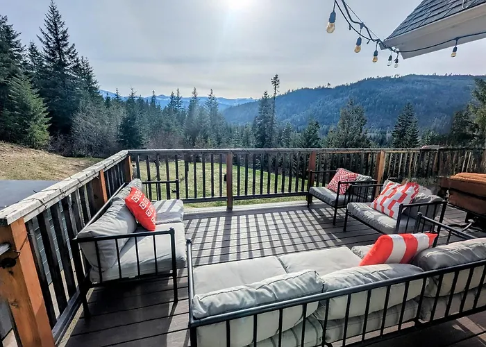 Leavenworth Private Mountain Vista Retreat