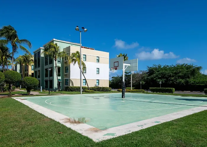 Paradise At Aquatika Poolfront With Private Beach