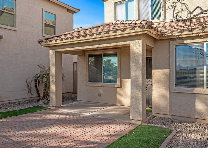 Entire Home In Avondale Arizona, 3Br & 2.5Br