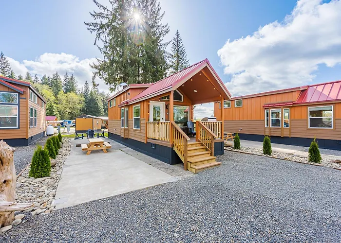 Rainforest Tiny Home Retreat Nordic