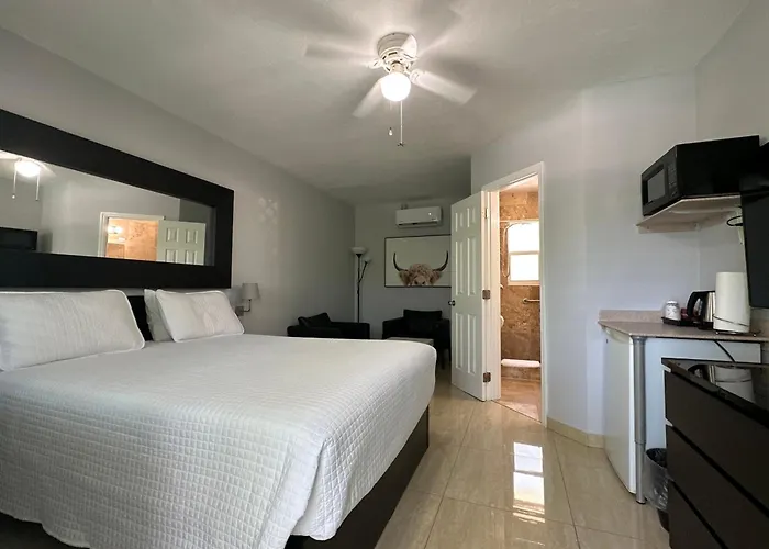 White Horse Motel
