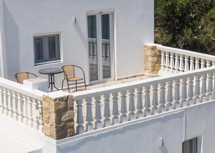 Eleon Luxury Villa
