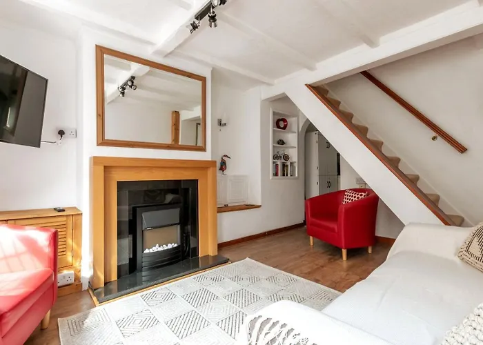 Stylish 2Bd Family Hideaway In Dover