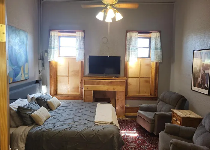 Del Norte Colorado Grande Avenue Apartment C