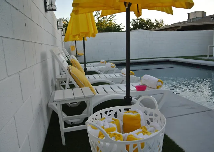 Coachella Hide-Away Deals,Pool,Spa,Pickleball,Game