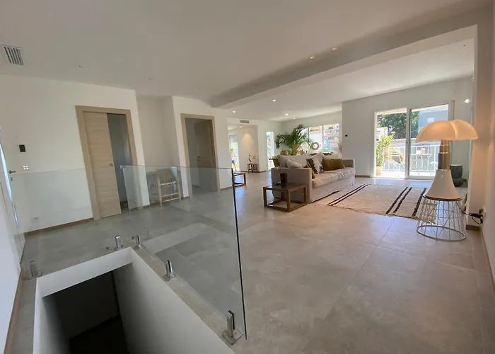 4 Bedroom House Le Cannet